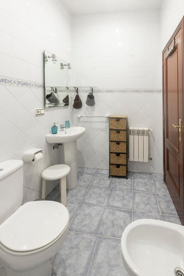 Apartamentos Turisticos La Flor Muros de Nalón Εξωτερικό φωτογραφία