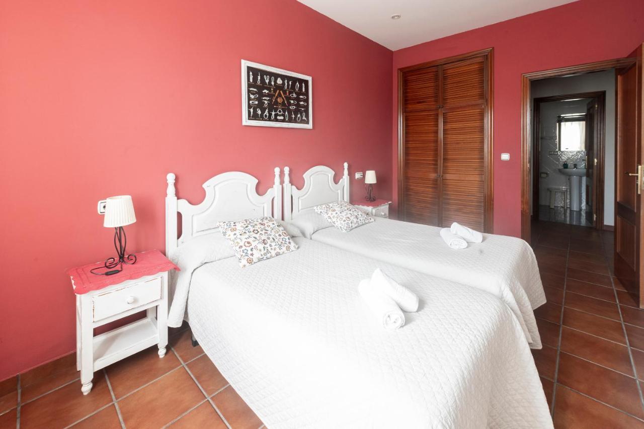 Apartamentos Turisticos La Flor Muros de Nalón Εξωτερικό φωτογραφία