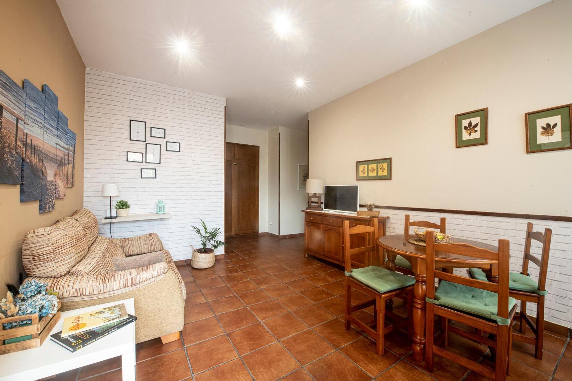 Apartamentos Turisticos La Flor Muros de Nalón Εξωτερικό φωτογραφία